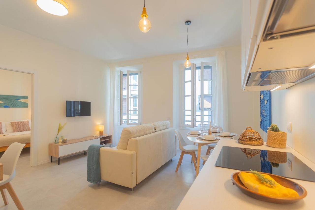 Enchanted Como Lake - City Apartment 2 By Rent All Комо Екстер'єр фото