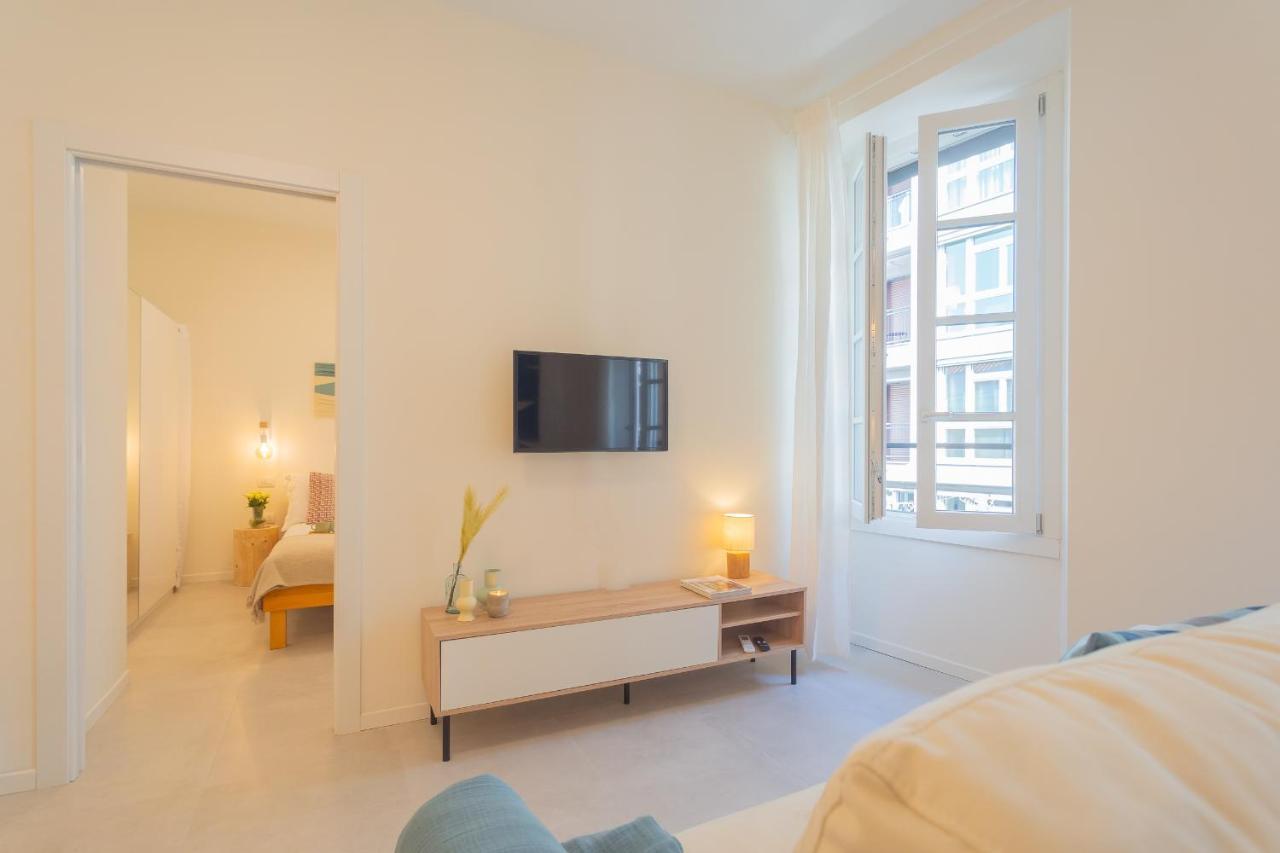 Enchanted Como Lake - City Apartment 2 By Rent All Комо Екстер'єр фото