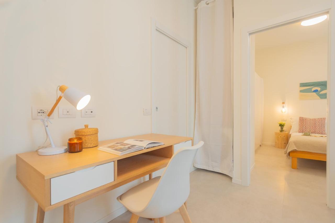 Enchanted Como Lake - City Apartment 2 By Rent All Комо Екстер'єр фото